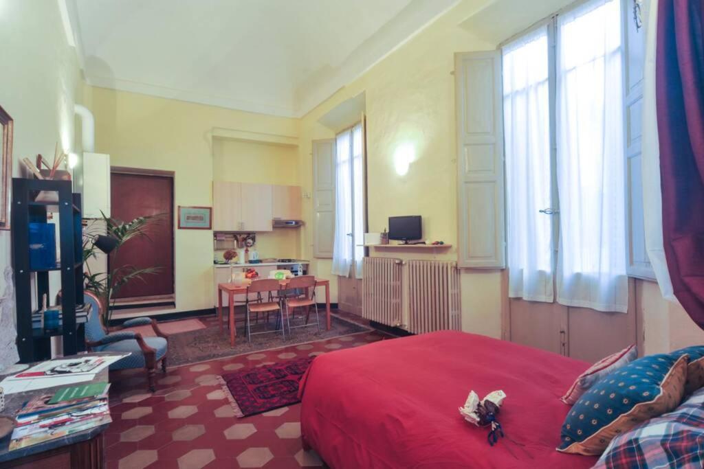 Cozy Apartment In Palazzo Malaspina Piacenza Exterior photo